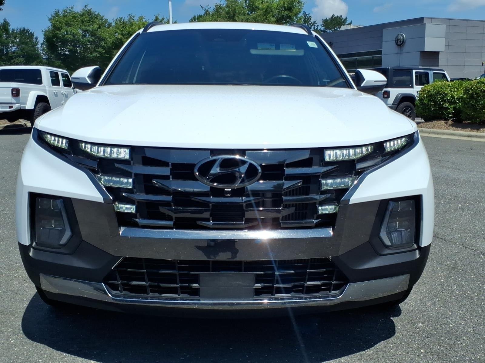 Used 2022 Ice White Hyundai Limited image 14