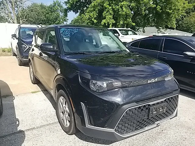 Used 2025 Black Kia LX image 2