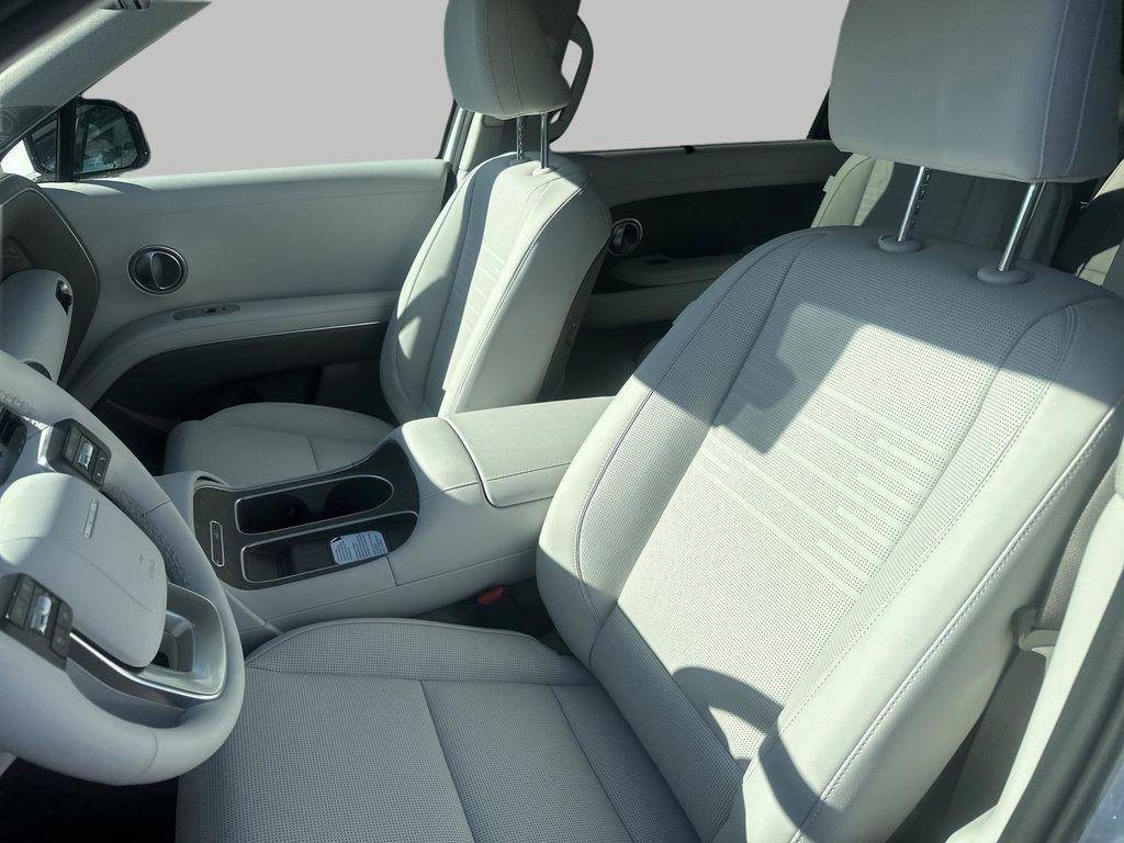 New 2026 Creamy White Pearl Hyundai Limited FWD image 23