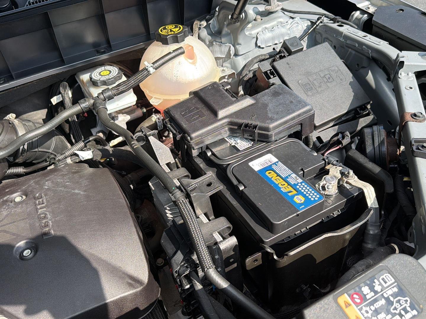 Used 2019 Quicksilver Metallic GMC SLE image 35
