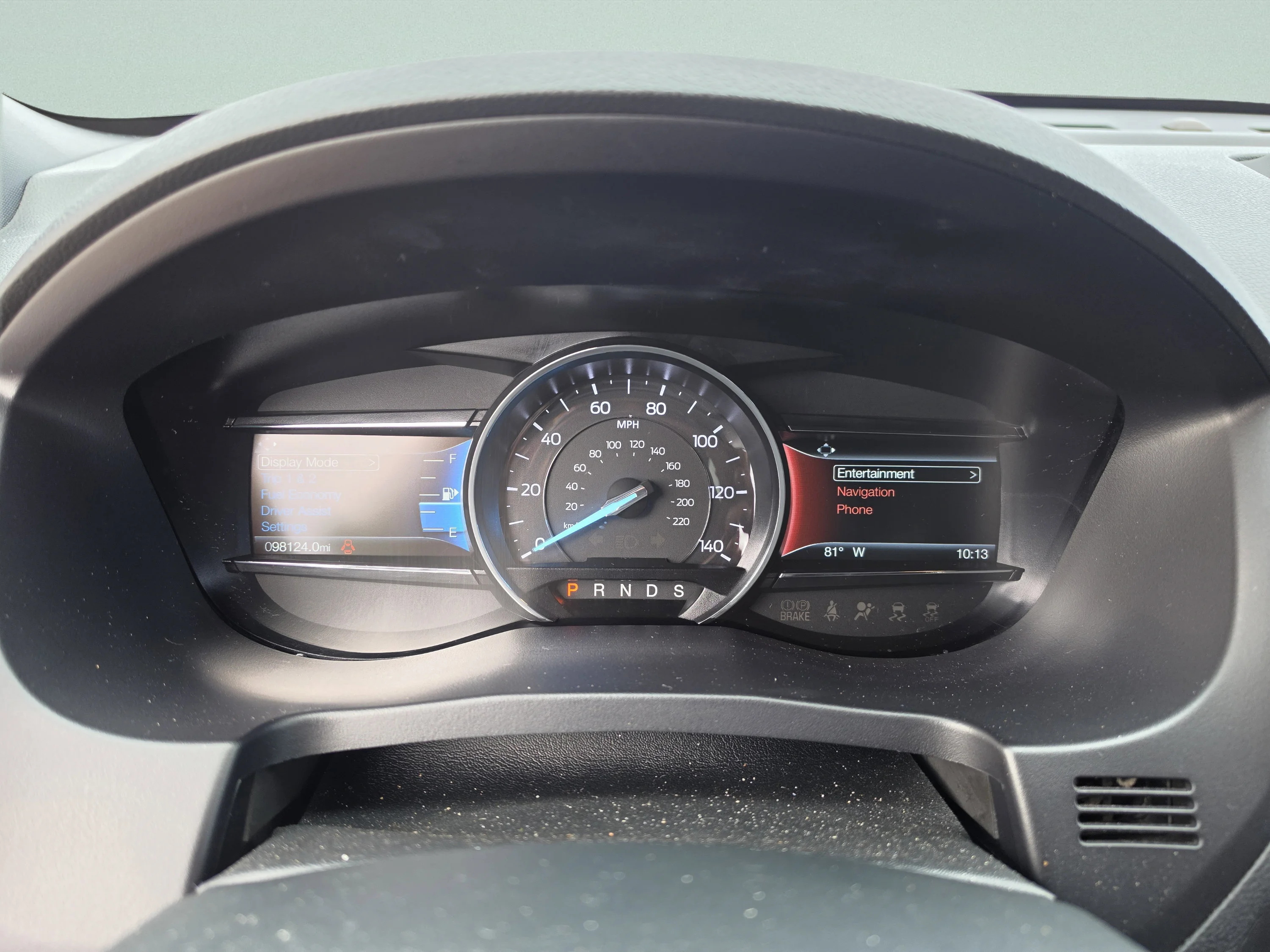 Used 2019 White Platinum Clearcoat Metallic Ford XLT image 39