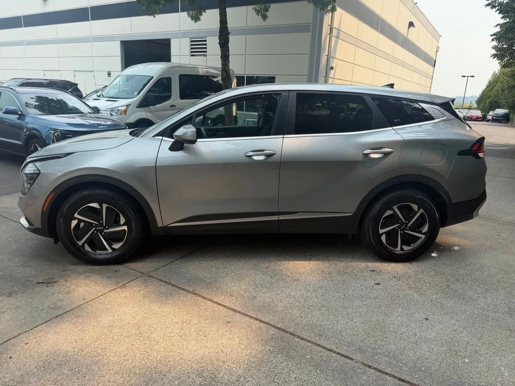 Used 2025 Steel Gray Kia LX image 7