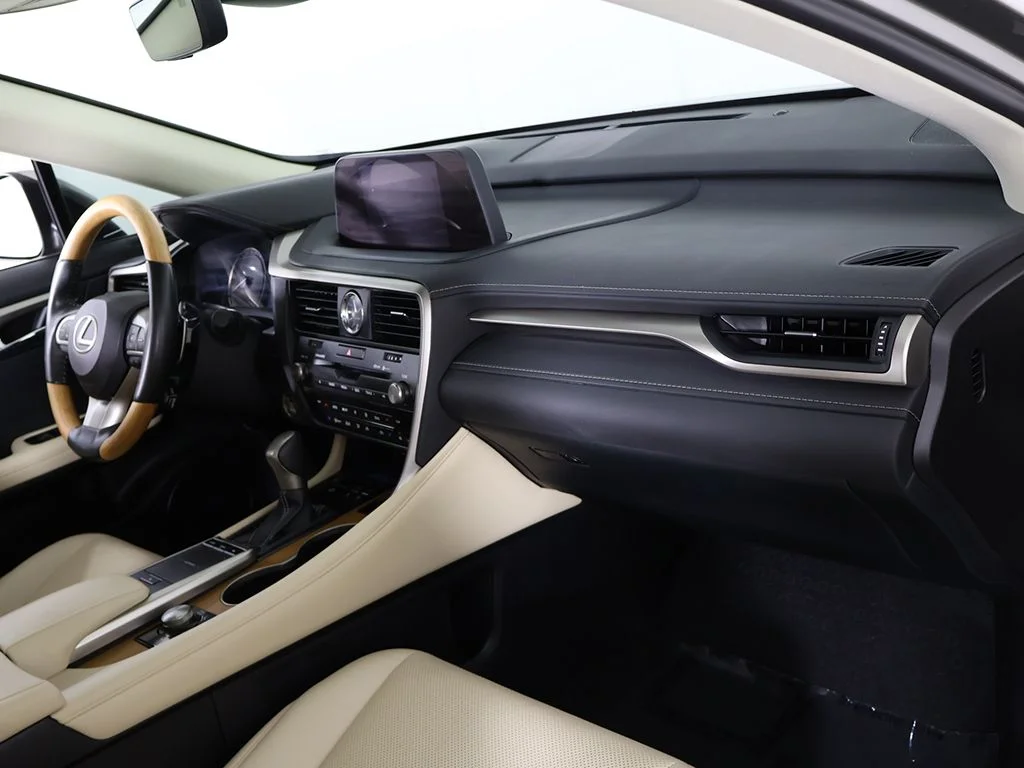 Used 2022 Silver Lexus 350 image 29