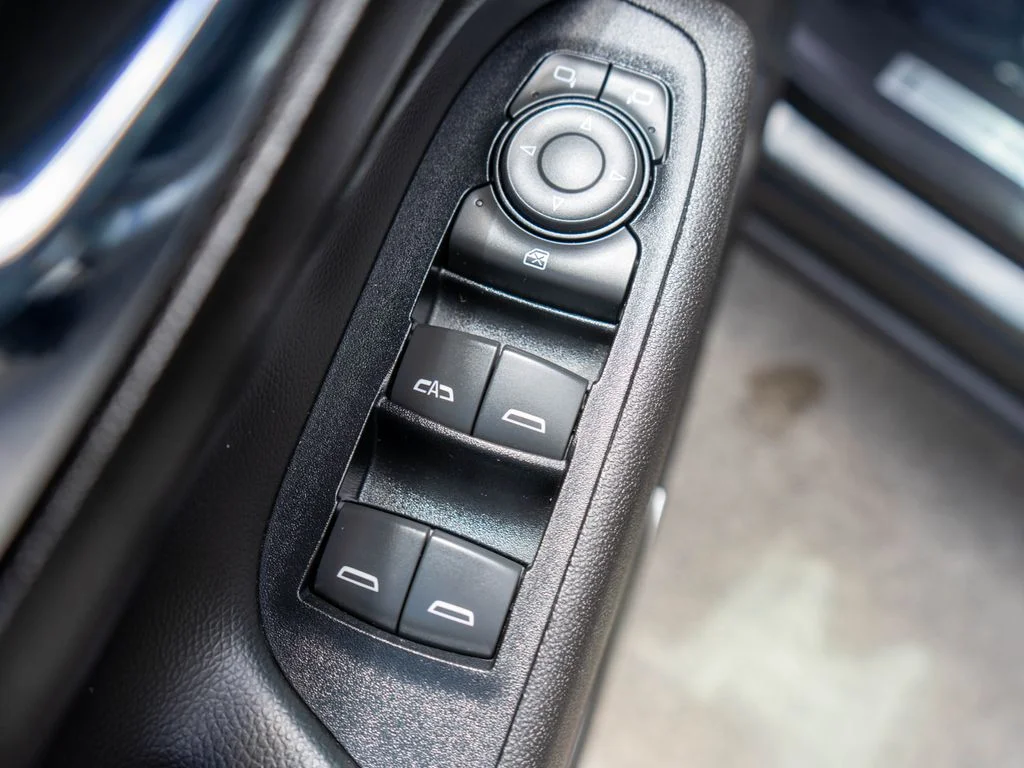 Used 2019 Gray Chevrolet Premier image 18