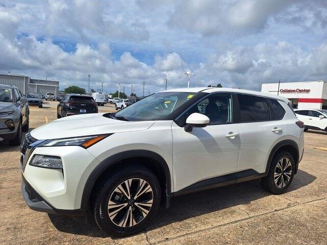 Used 2023 Pearl White Tricoat Nissan SV image 8