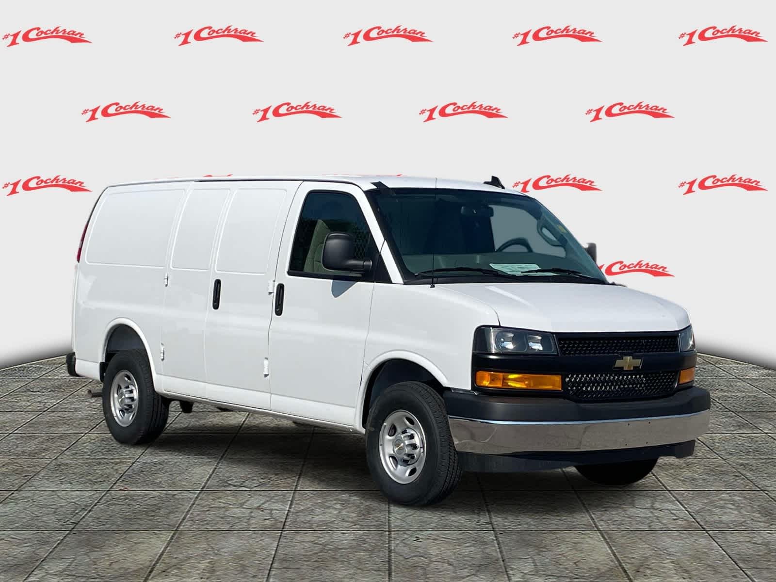 2026 Chevrolet Express 3500 Work Van HD's photo