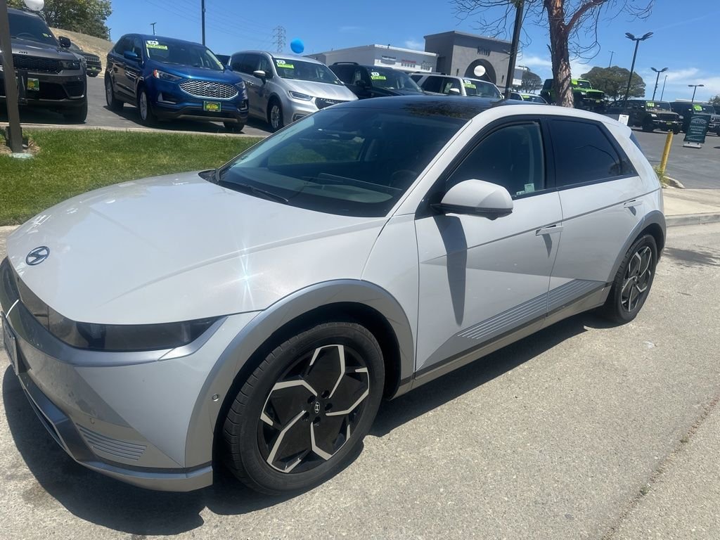 Used 2024 Gray Hyundai Limited image 2