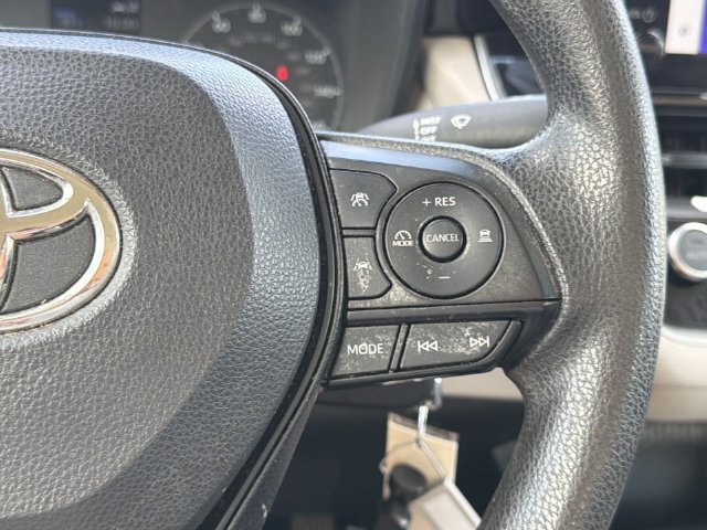 Used 2023 White Toyota LE image 27