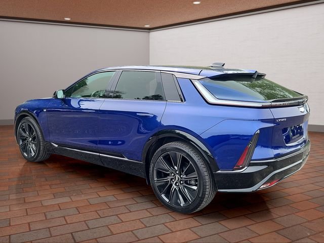 Used 2024 Blue Metallic Cadillac Sport 3 image 35