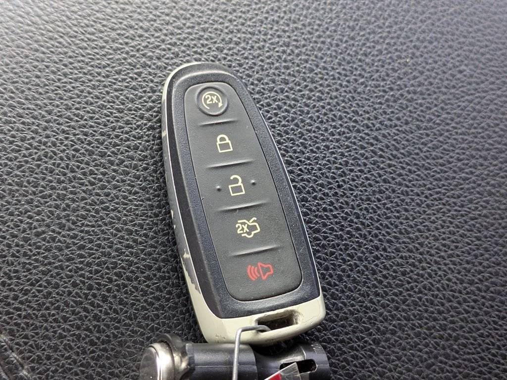 Used 2017 Silver Ford Limited image 33