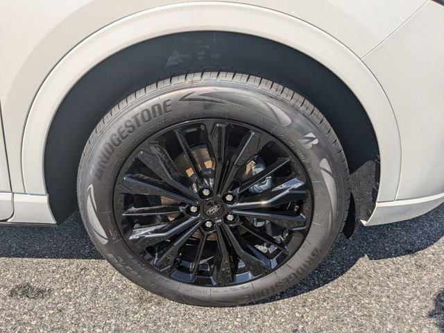 Used 2024 White Metallic Ford ST-Line Elite image 11