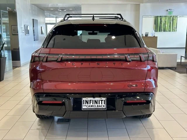 New 2027 2T SUN RED INFINITI Autograph AWD image 5