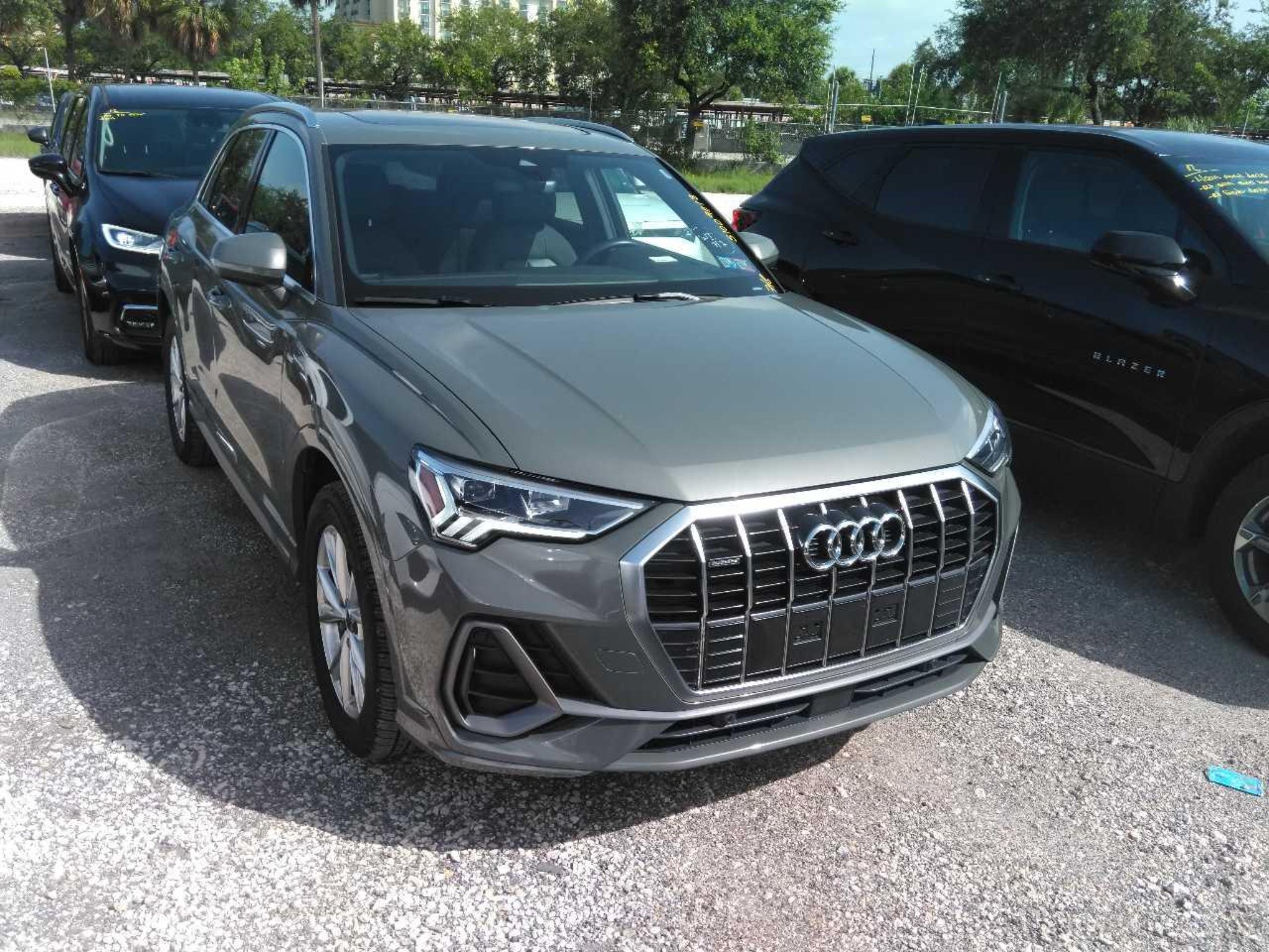Used 2025 Green Audi S line Premium image 2