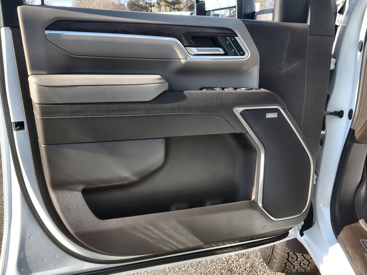 New 2026 Summit White GMC SLT image 23