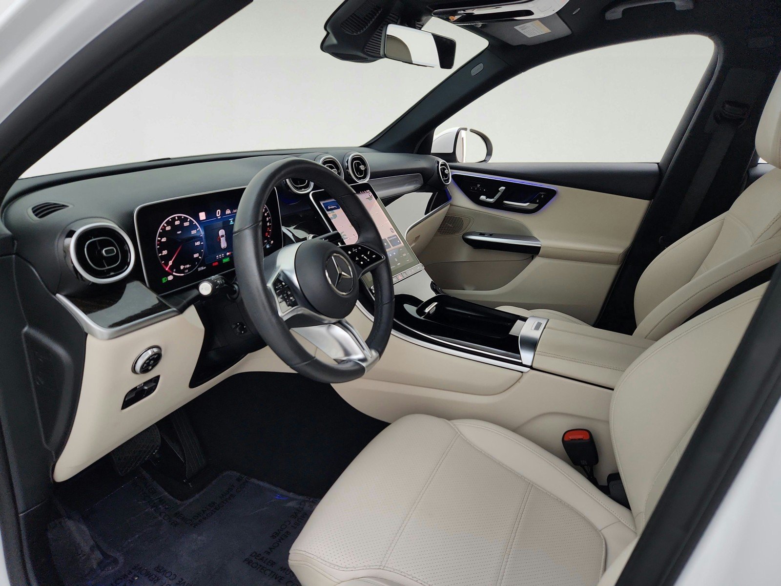 Certified Used 2025 Polar White Mercedes-Benz GLC 350e image 16