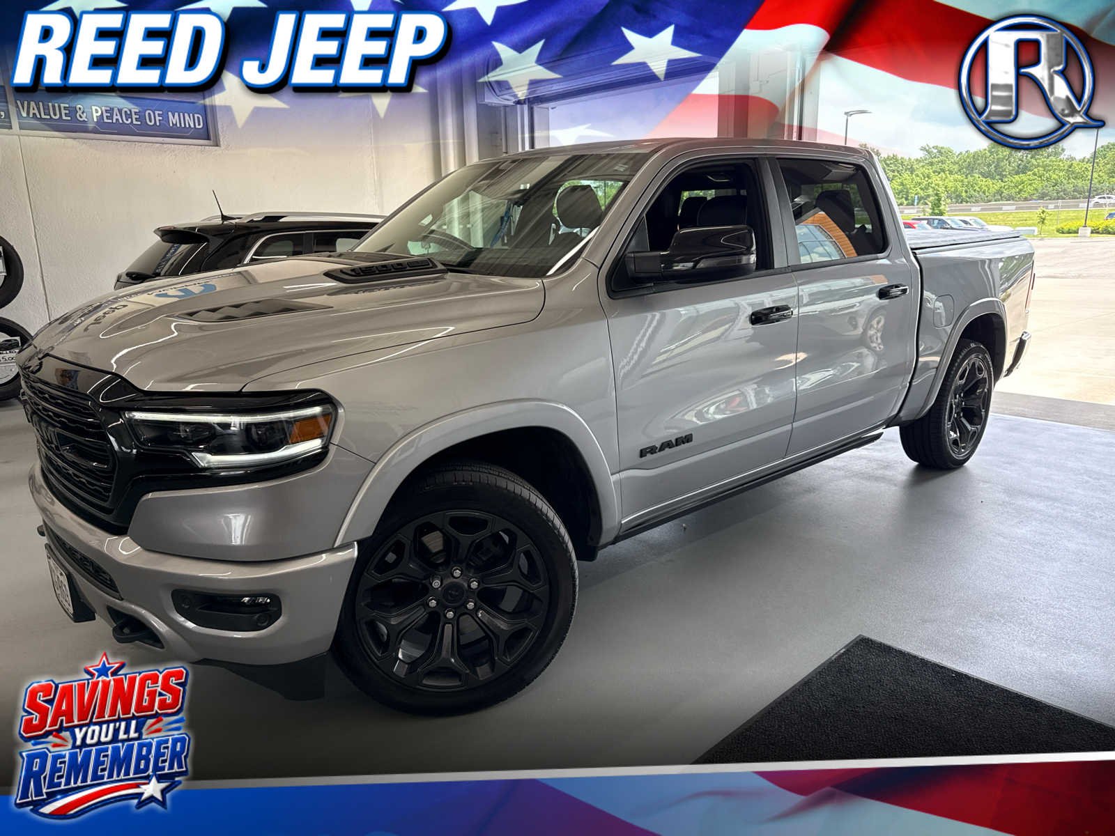 2024 RAM 1500 Limited 4x4 Crew Cab 5'7's photo