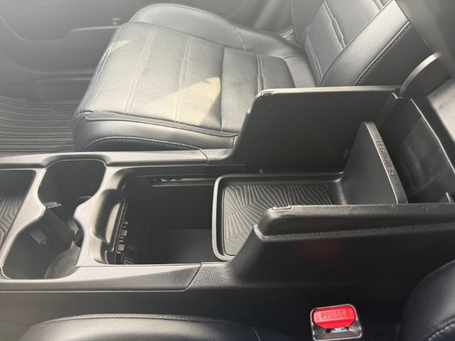 Certified Used 2018 Silver Honda EX-L image 34