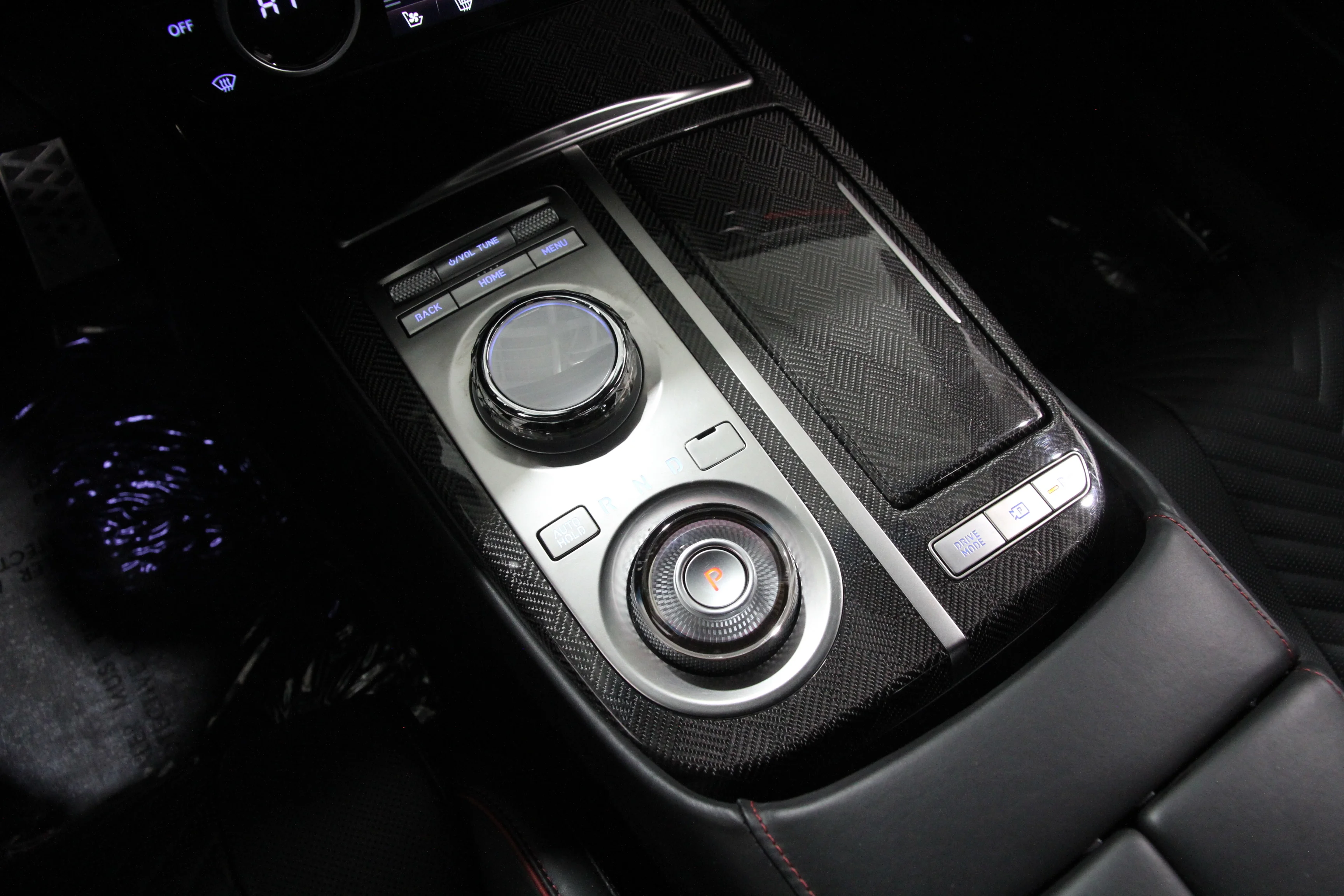 Used 2024 Uyuni White Pearl Metallic Genesis 3.5T Sport image 15