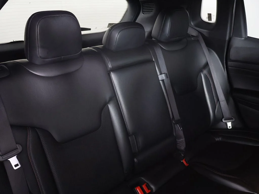 Used 2023 White Jeep Trailhawk image 31