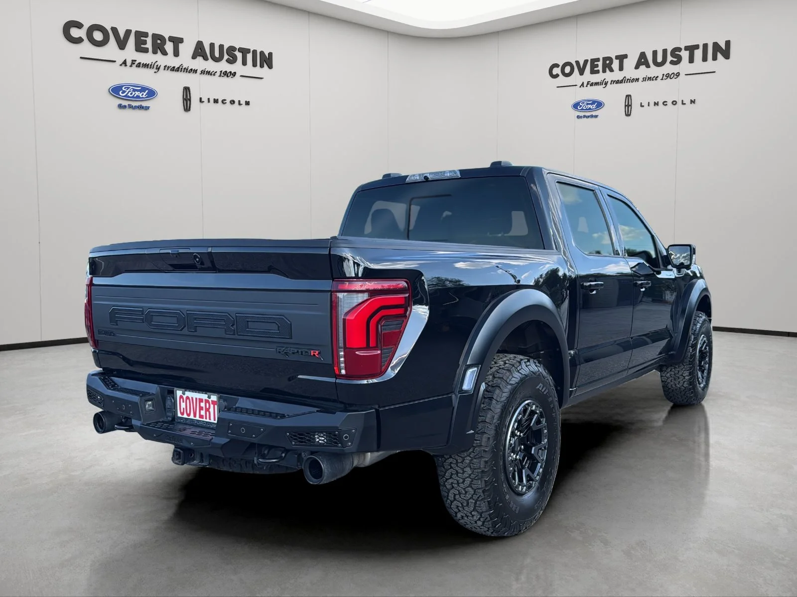 Used 2025 Black Ford Raptor image 5
