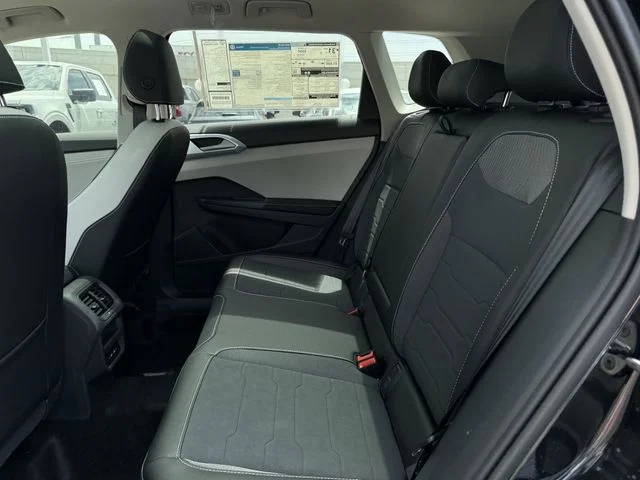 New 2026 Black Volkswagen 1.5T SE image 22