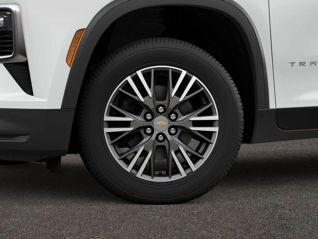 New 2027 Summit White Chevrolet LT image 4