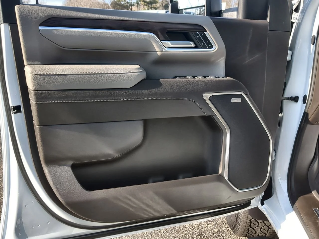 New 2026 Summit White GMC SLT image 23