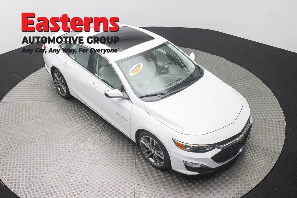 Used 2024 White Chevrolet LT image 3