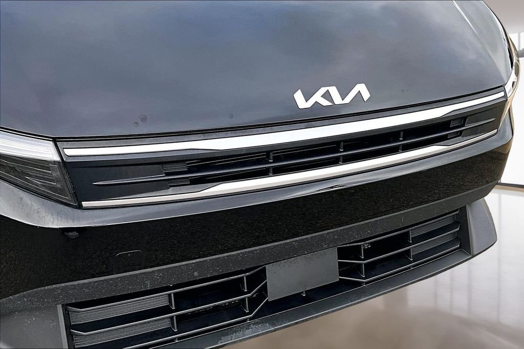 Used 2025 Black Kia LX image 30