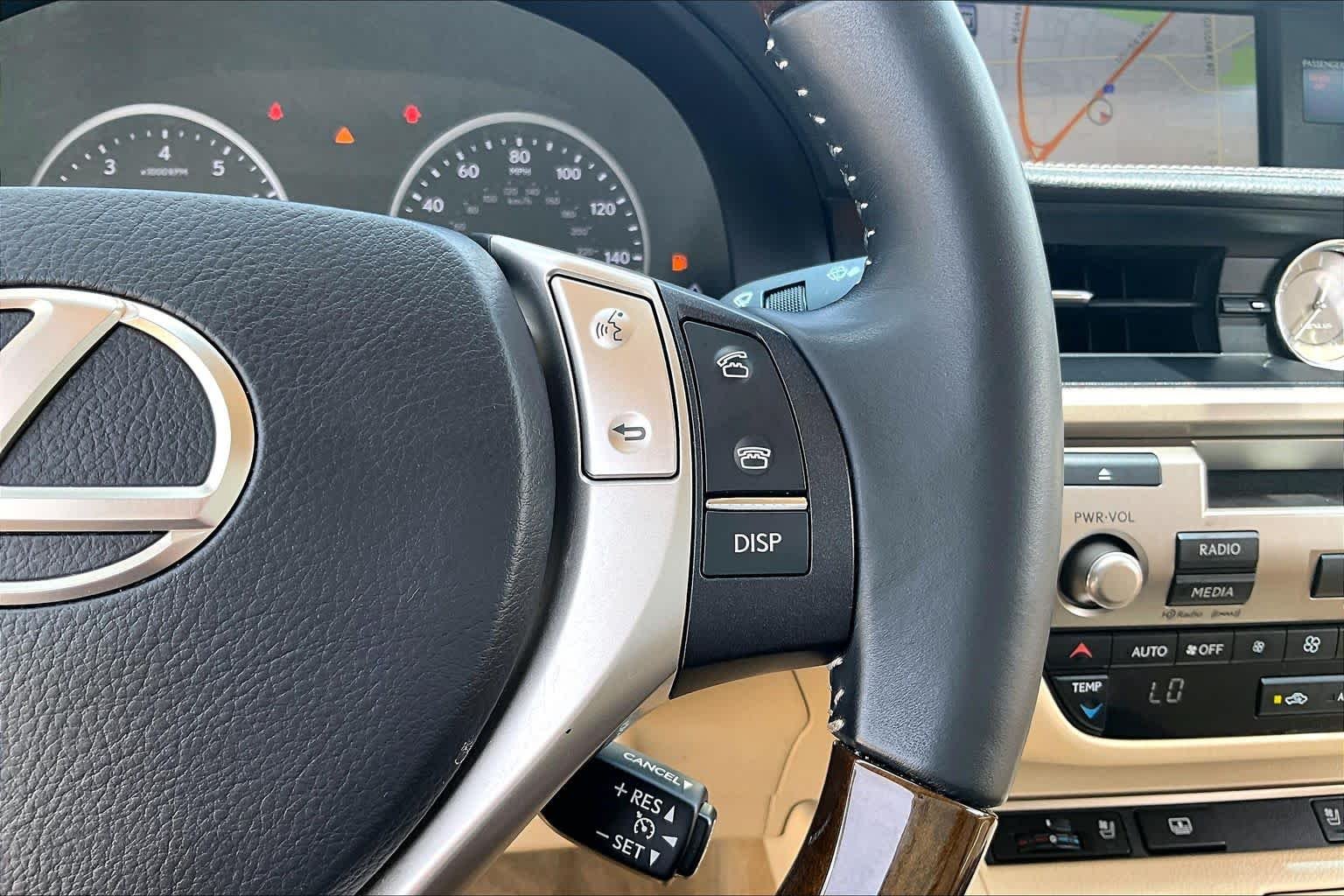 Used 2014 Obsidian Lexus  image 22