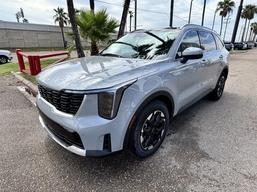 New 2026 Gray Kia S image 3