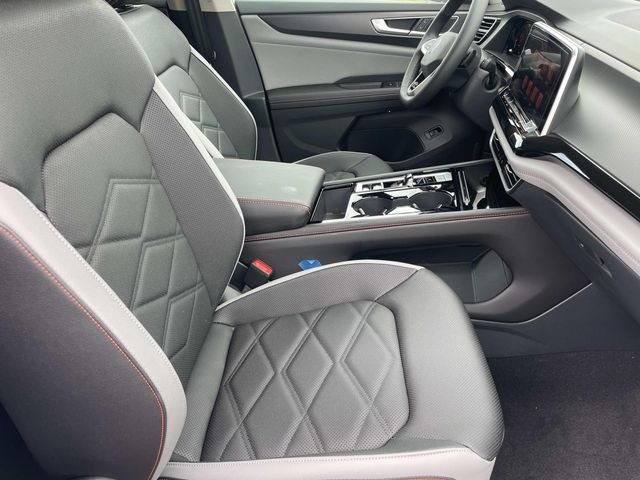 New 2026 White/off-white Volkswagen 2.0T Peak Edition image 27