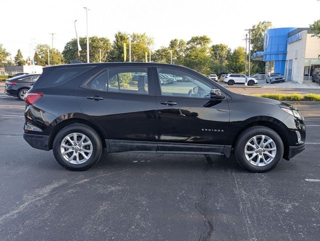 Used 2019 Mosaic Black Metallic Chevrolet LS image 5