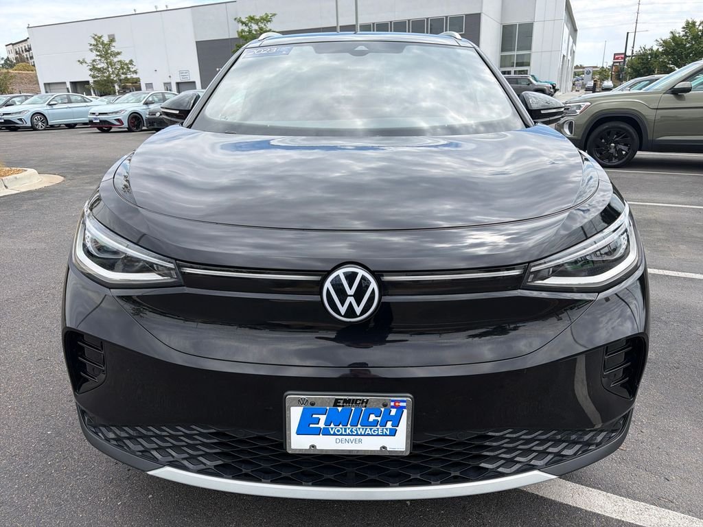 Certified Used 2023 Deep Black Pearl Volkswagen Pro S Plus image 10