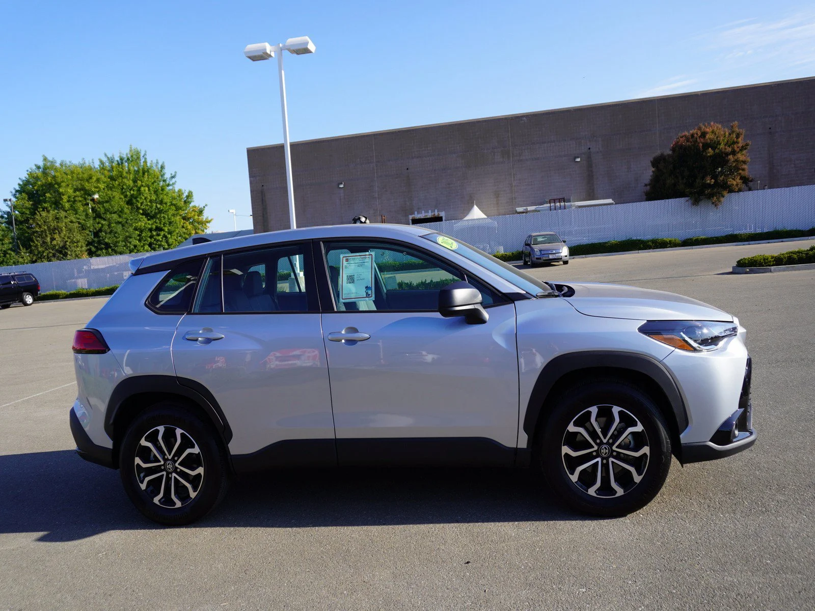 Used 2025 Silver Toyota Hybrid S image 4