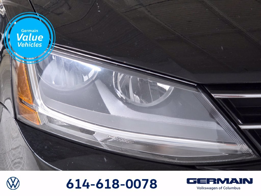 Used 2017 Black Volkswagen 1.4T SE image 12