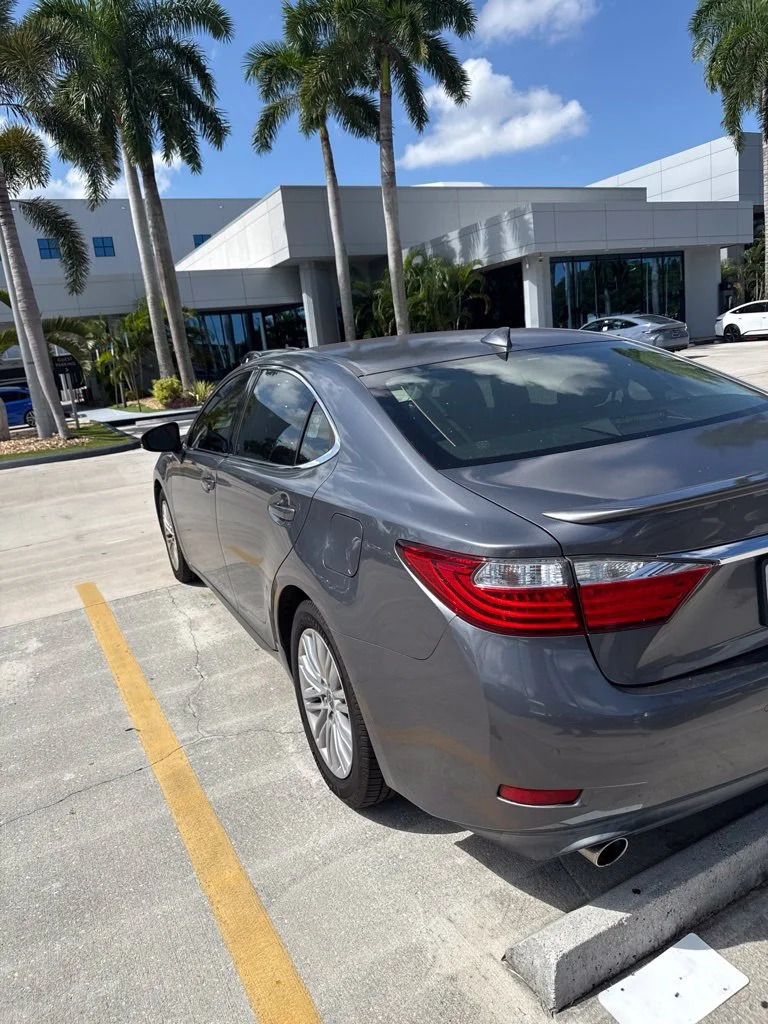 Used 2015 Gray Pearl Lexus 350 image 7