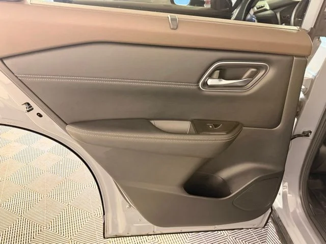 Certified Used 2021 Gray Nissan SL image 29
