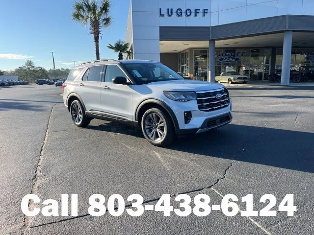 New 2026 Space White Metallic Ford Active image 1