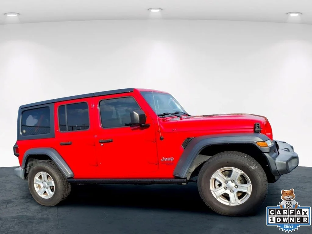 Used 2018 Red Jeep Unlimited Sport S image 14