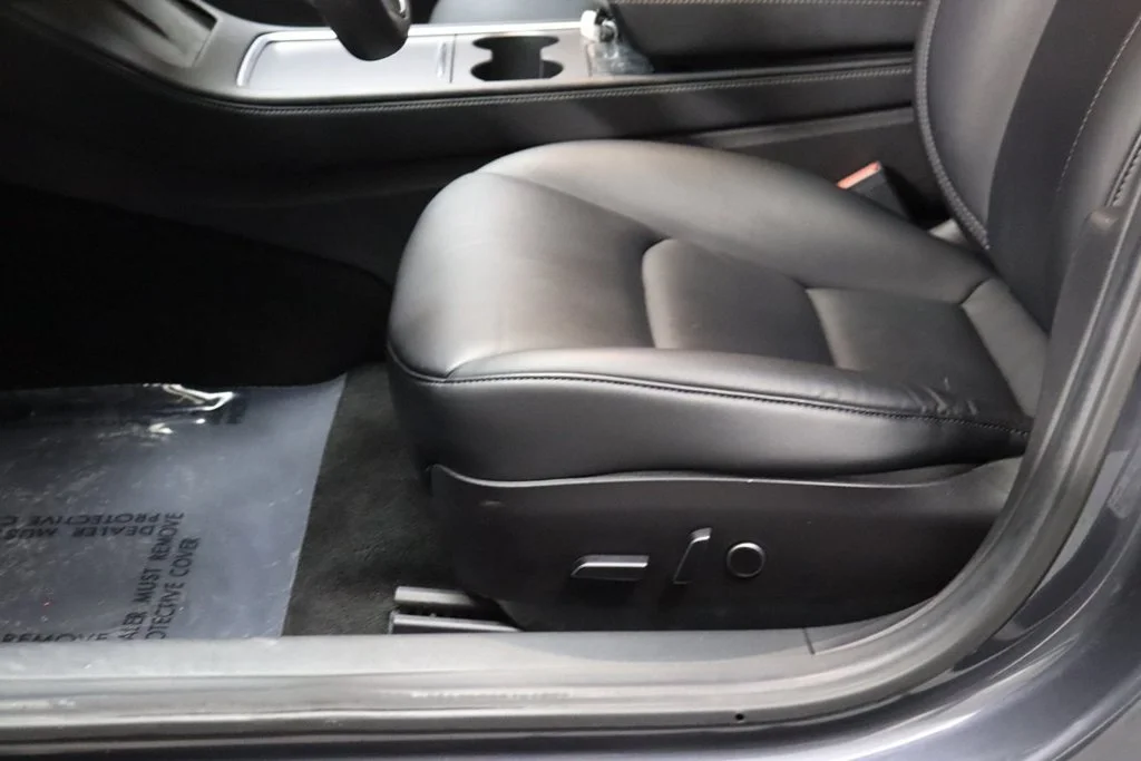 Used 2023 Solid Black Tesla Base image 22