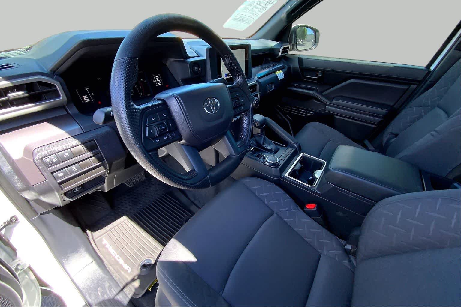 Used 2026 Ice Cap Toyota SR5 image 13