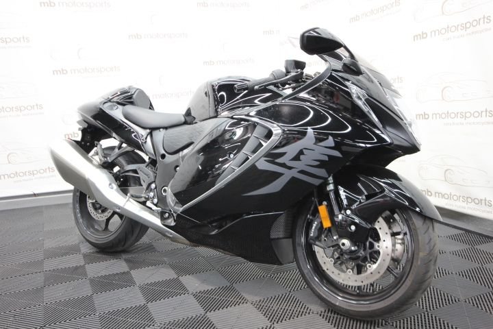 Used 2024 Black Suzuki Sport Touring image 10
