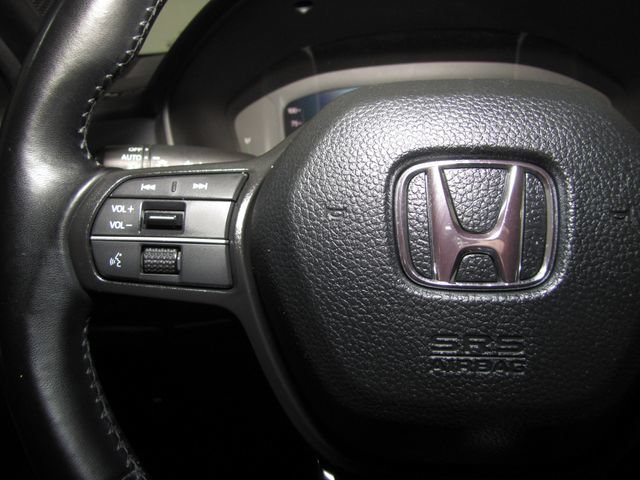 Certified Used 2023 Platinum White Pearl Honda Sport-L image 5