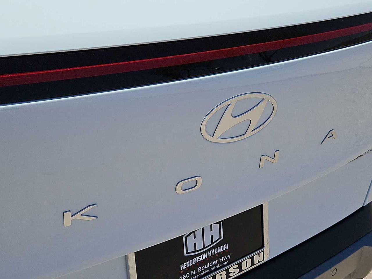 2026 Hyundai Kona Limited - Photo 12