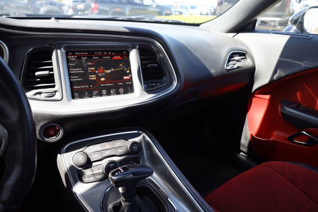 Used 2015 Pitch Black Clearcoat Dodge SRT Hellcat image 15