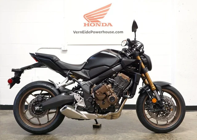 2026 Honda Powersports CB650R E-Clutch
