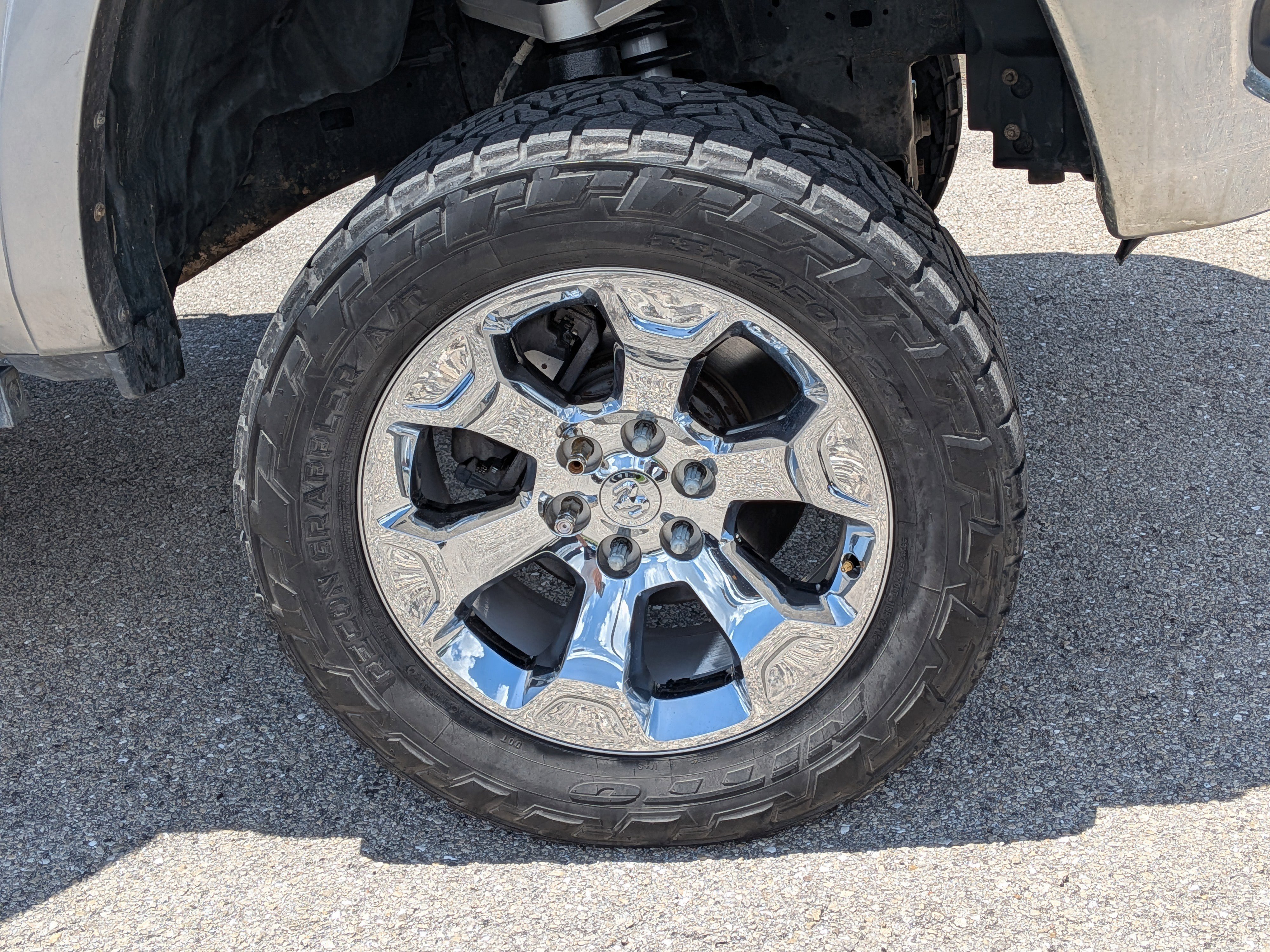 2019 RAM Ram 1500 Pickup Laramie - Photo 11