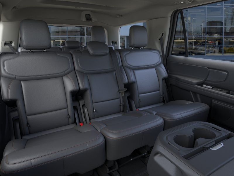 2025 Ford Expedition Active - Photo 11