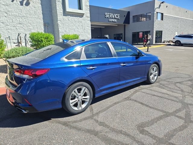 Used 2018 Lakeside Blue Hyundai SEL image 11